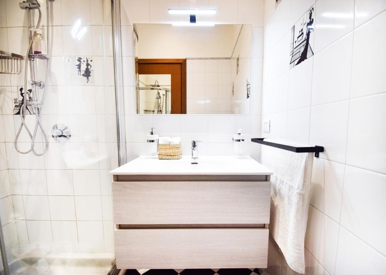 Porta Vicari With View In Downtown Apartment Palermo Ngoại thất bức ảnh